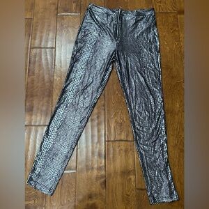 Like new Size Medium SHEIN Silver Snake Leggings